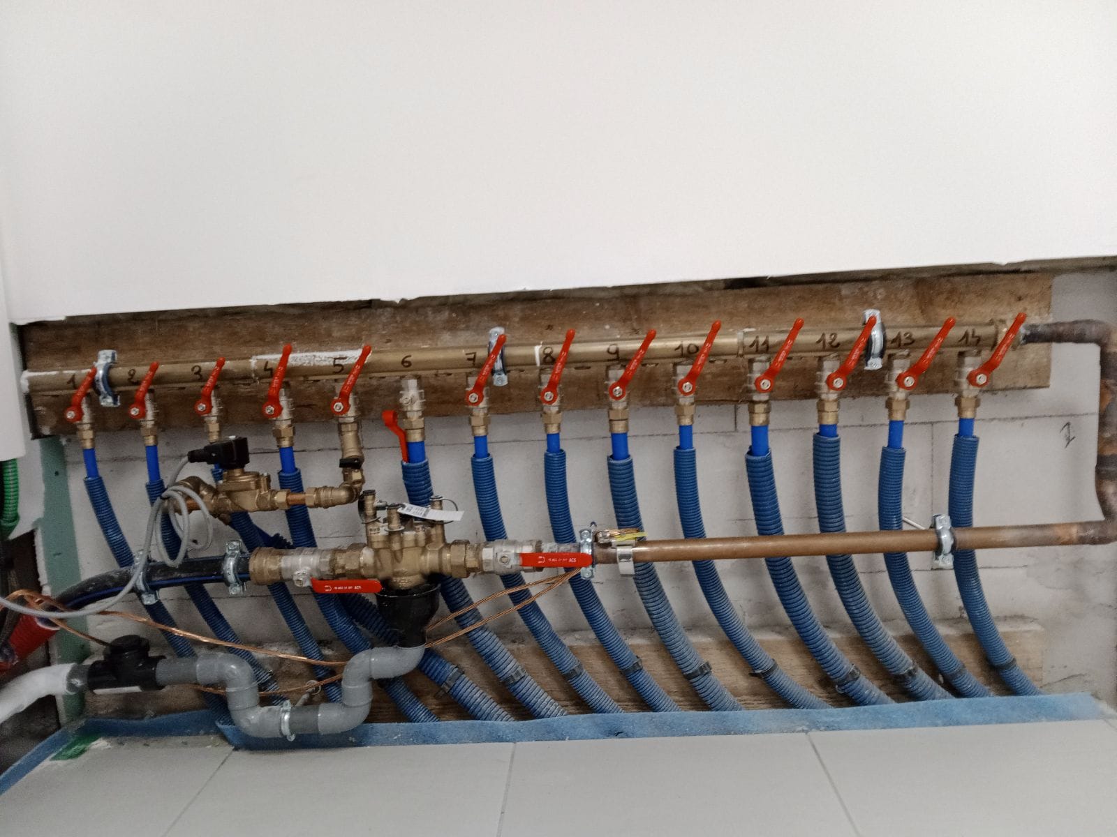 Installation plomberie cuisine - DT Home Lens